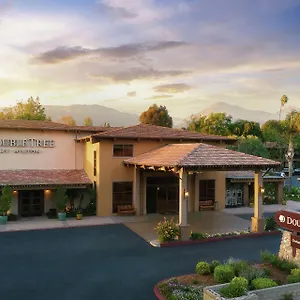 Doubletree By Hilton Hotel Claremont